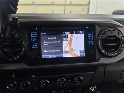 2018 Toyota Tacoma TRD Off-Road   - Photo 24 - Portland, OR 97220