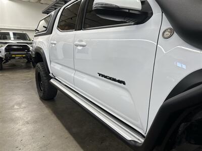 2018 Toyota Tacoma TRD Off-Road   - Photo 52 - Portland, OR 97220
