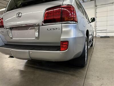 2008 Lexus LX 570   - Photo 46 - Portland, OR 97220