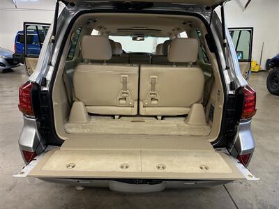 2008 Lexus LX 570   - Photo 16 - Portland, OR 97220