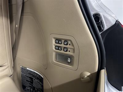 2008 Lexus LX 570   - Photo 37 - Portland, OR 97220