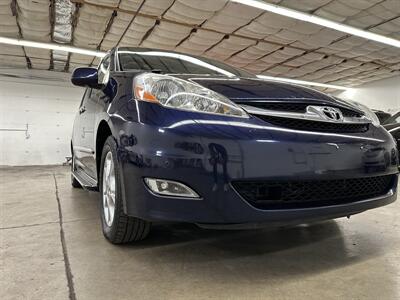 2006 Toyota Sienna XLE Limited 7 Passenger   - Photo 38 - Portland, OR 97220