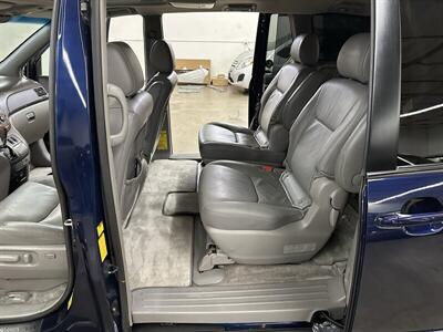 2006 Toyota Sienna XLE Limited 7 Passen   - Photo 11 - Portland, OR 97220
