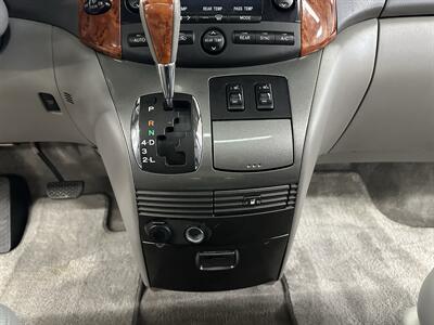 2006 Toyota Sienna XLE Limited 7 Passenger   - Photo 20 - Portland, OR 97220