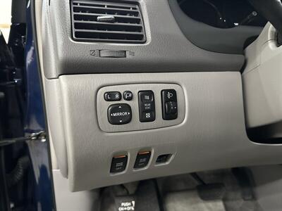 2006 Toyota Sienna XLE Limited 7 Passen   - Photo 26 - Portland, OR 97220