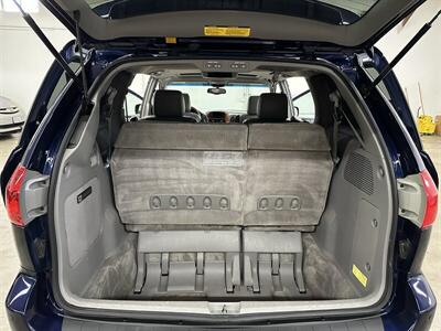2006 Toyota Sienna XLE Limited 7 Passen   - Photo 16 - Portland, OR 97220