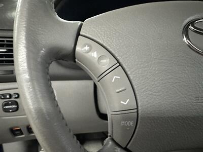 2006 Toyota Sienna XLE Limited 7 Passenger   - Photo 28 - Portland, OR 97220