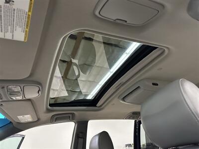 2006 Toyota Sienna XLE Limited 7 Passenger   - Photo 23 - Portland, OR 97220