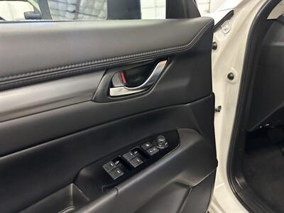 2022 Mazda CX-5 2.5 S Preferred   - Photo 26 - Portland, OR 97220