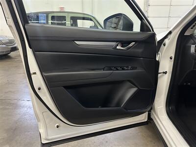 2022 Mazda CX-5 2.5 S Preferred   - Photo 25 - Portland, OR 97220