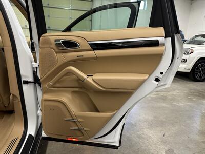 2013 Porsche Cayenne Diesel - Photo 28 - Portland, OR 97220