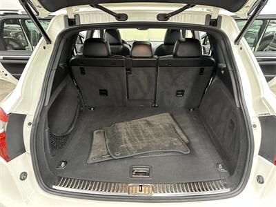2012 Porsche Cayenne S  1-Owner - Photo 15 - Portland, OR 97220