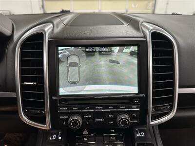 2012 Porsche Cayenne S  1-Owner - Photo 23 - Portland, OR 97220