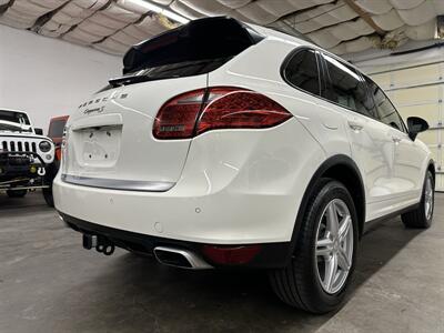 2012 Porsche Cayenne S  1-Owner - Photo 51 - Portland, OR 97220