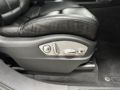 2012 Porsche Cayenne S  1-Owner - Photo 26 - Portland, OR 97220