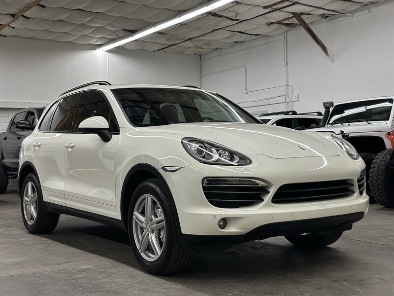 2012 Porsche Cayenne S  1-Owner - Photo 1 - Portland, OR 97220