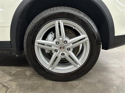 2012 Porsche Cayenne S  1-Owner - Photo 56 - Portland, OR 97220