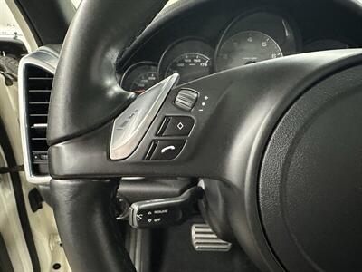 2012 Porsche Cayenne S  1-Owner - Photo 36 - Portland, OR 97220