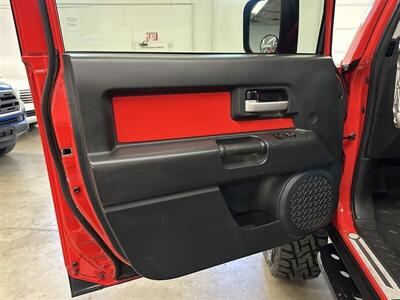 2012 Toyota FJ Cruiser Trail Teams Special  SOLID AXLE SWAP - Photo 50 - Portland, OR 97220