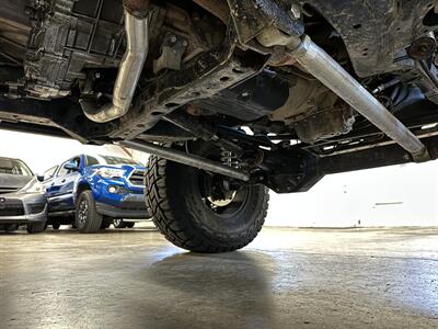 2012 Toyota FJ Cruiser Trail Teams Special Edition  SOLID AXLE SWAP - Photo 11 - Portland, OR 97220