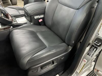 2011 Lexus LX 570 - Photo 41 - Portland, OR 97220