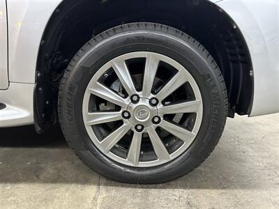 2011 Lexus LX 570 - Photo 71 - Portland, OR 97220