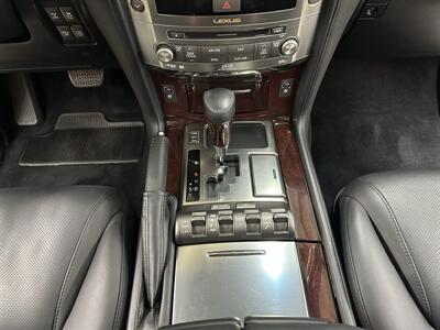 2011 Lexus LX 570 - Photo 20 - Portland, OR 97220