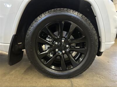 2017 Jeep Grand Cherokee Altitude   - Photo 10 - Portland, OR 97220
