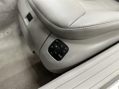 2005 Mercedes-Benz SL 500 - Photo 26 - Portland, OR 97220