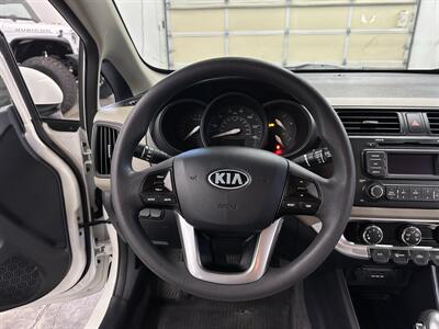 2015 Kia Rio LX - Photo 17 - Portland, OR 97220