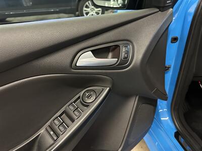 2017 Ford Focus RS   - Photo 26 - Portland, OR 97220