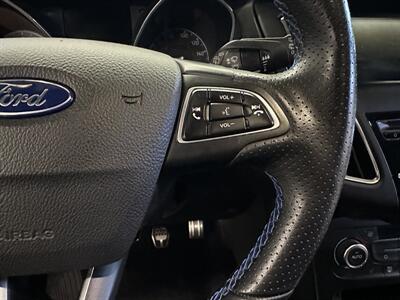 2017 Ford Focus RS   - Photo 31 - Portland, OR 97220
