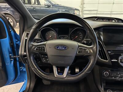 2017 Ford Focus RS   - Photo 21 - Portland, OR 97220