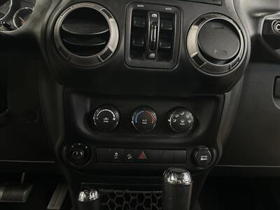 2014 Jeep Wrangler Unlimited Sport - Photo 31 - Portland, OR 97220