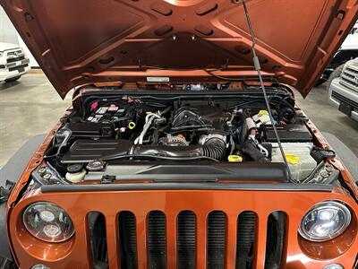 2014 Jeep Wrangler Unlimited Sport - Photo 8 - Portland, OR 97220