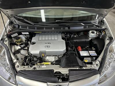2007 Toyota Sienna CE 7-Passenger 1-Owner - Photo 9 - Portland, OR 97220