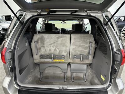 2007 Toyota Sienna CE 7-Passenger 1-Owner - Photo 16 - Portland, OR 97220
