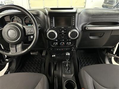 2015 Jeep Wrangler Unlimited Rubicon   - Photo 26 - Portland, OR 97220