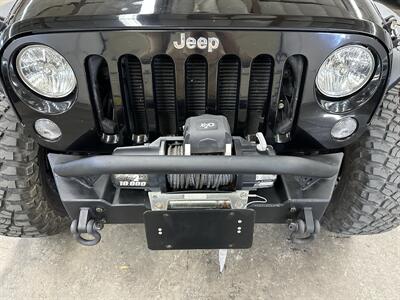 2015 Jeep Wrangler Unlimited Rubicon   - Photo 8 - Portland, OR 97220