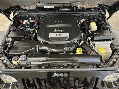 2015 Jeep Wrangler Unlimited Rubicon   - Photo 9 - Portland, OR 97220
