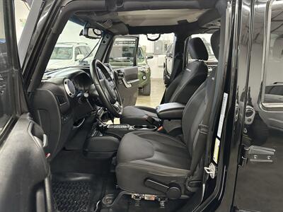 2015 Jeep Wrangler Unlimited Rubicon   - Photo 15 - Portland, OR 97220