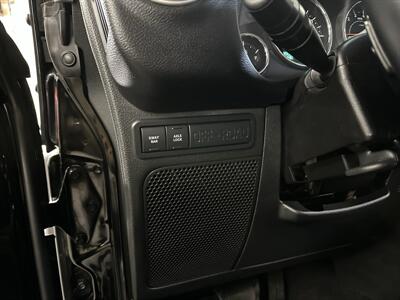 2015 Jeep Wrangler Unlimited Rubicon   - Photo 25 - Portland, OR 97220