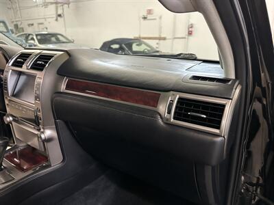 2012 Lexus GX 460   - Photo 33 - Portland, OR 97220