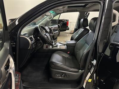 2012 Lexus GX 460   - Photo 12 - Portland, OR 97220