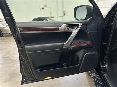 2012 Lexus GX 460 - Photo 25 - Portland, OR 97220