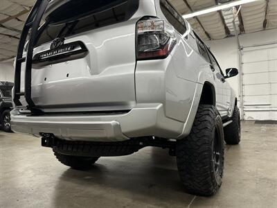2017 Toyota 4Runner TRD Off-Road   - Photo 38 - Portland, OR 97220