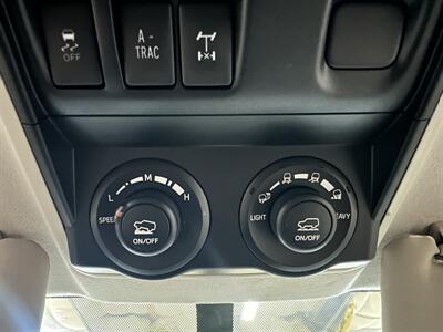 2017 Toyota 4Runner TRD Off-Road   - Photo 34 - Portland, OR 97220