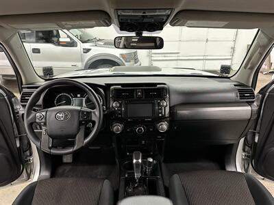 2017 Toyota 4Runner TRD Off-Road   - Photo 20 - Portland, OR 97220