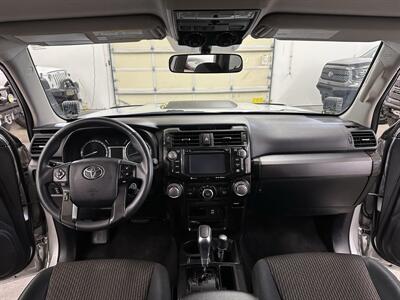 2017 Toyota 4Runner TRD Off-Road   - Photo 21 - Portland, OR 97220