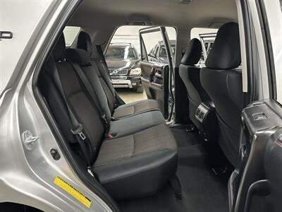 2017 Toyota 4Runner TRD Off-Road   - Photo 17 - Portland, OR 97220